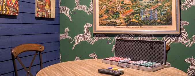 retail-poker backroom poker table